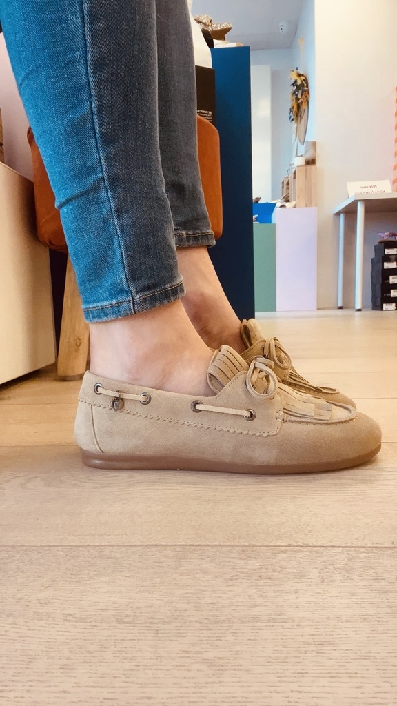 Mocassin june loua 