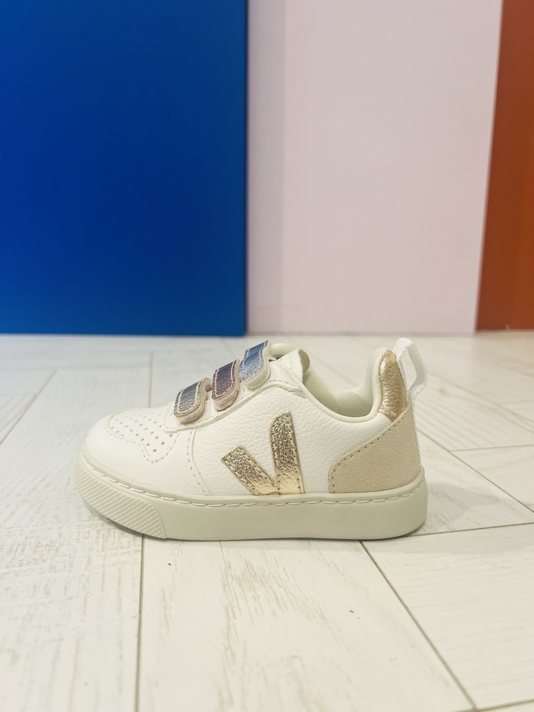 Sneaker metalic gouden v