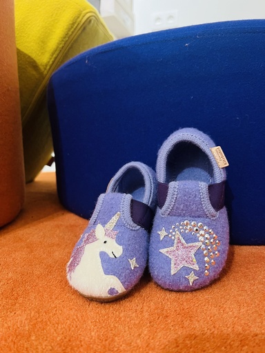 Pantoffel wol paars unicorn