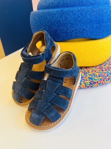 Sandaal gesloten hiel/neus